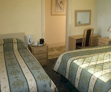 The New Beehive 3*